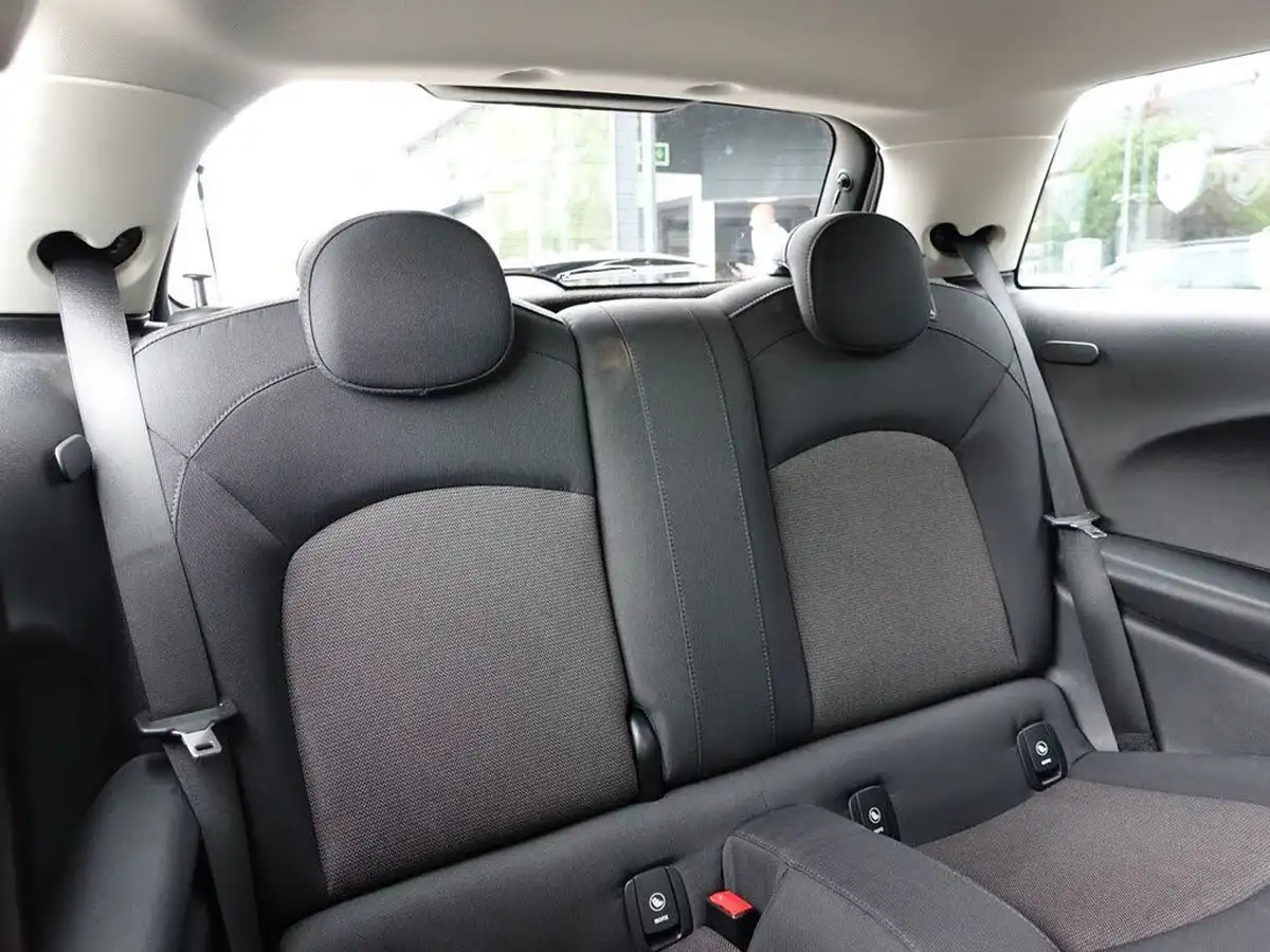 2017-mini-cooper-15-cooper-ss-hatchback-3d-big-10