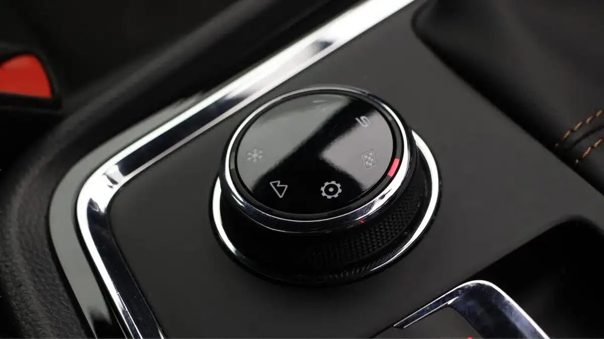 2019-seat-cupra-ateca-20-tsi-big-21