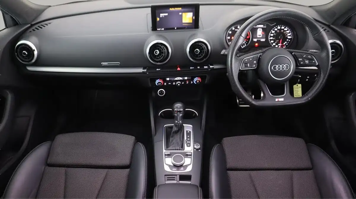 2019-audi-a3-15-35-tfsi-s-line-sportback-5d-tronic-big-13