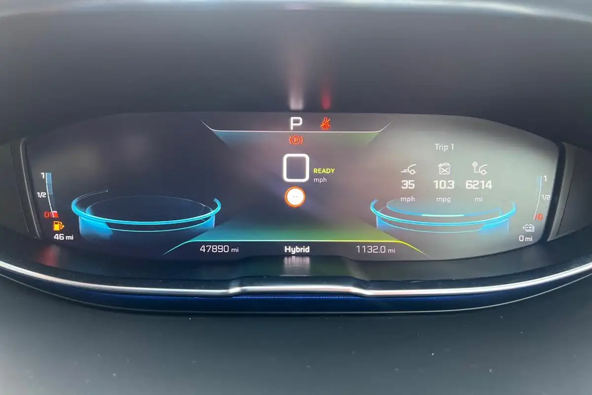 2021-peugeot-3008-suv-16-puretech-gt-premium-300bhp-4wd-hybrid4-e-eat8-big-13