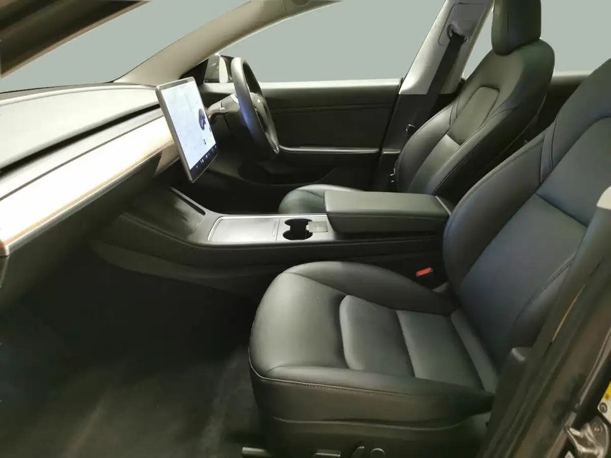 2020-tesla-model-3-e-long-range-big-3