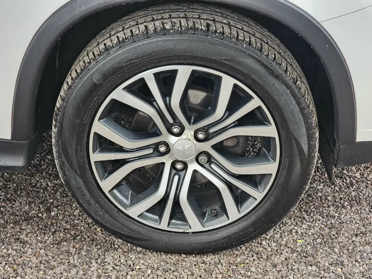 2018-mitsubishi-asx-16d-3-se-big-14