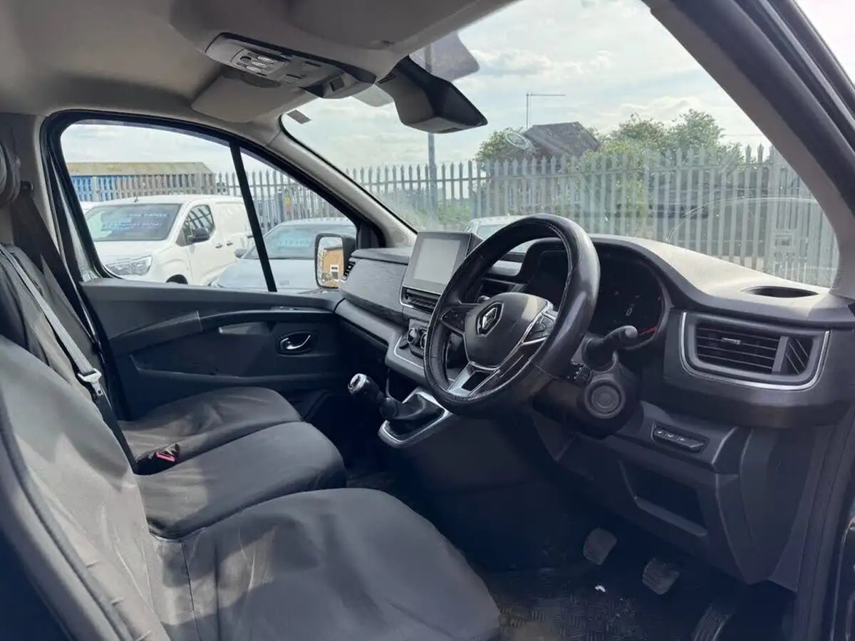 2023-renault-trafic-20dci-ll30-150-extra-sport-eu6e-crew-big-3