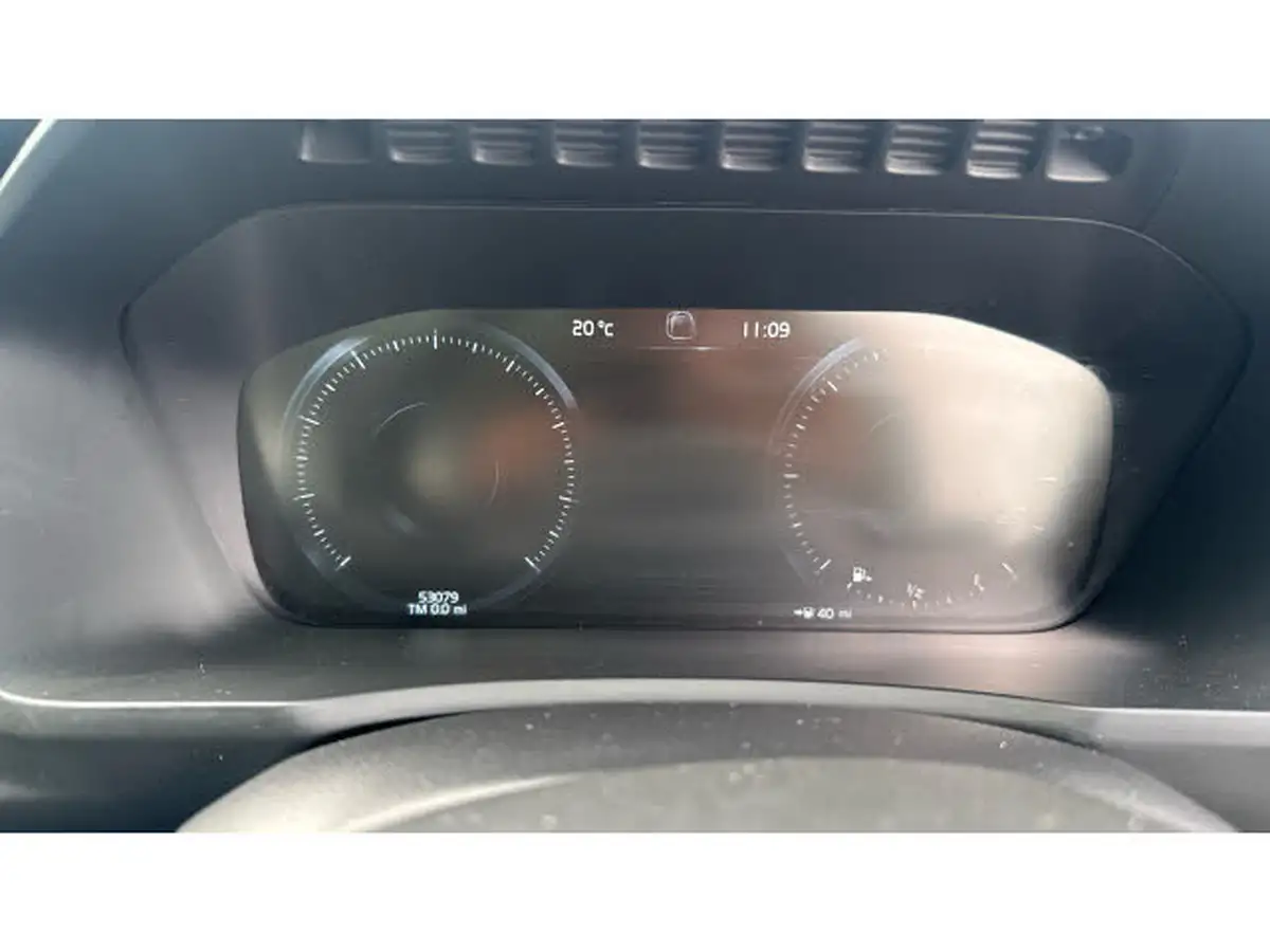 2017-volvo-xc90-20td-d5-inscription-auto-big-17