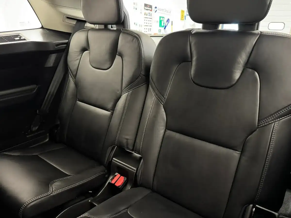 2021-volvo-xc90-20-b5-inscription-big-15