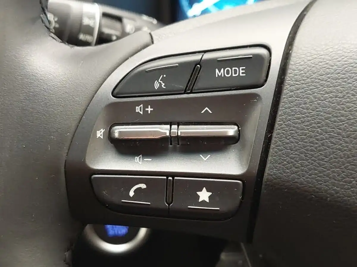 2021-hyundai-kona-10-t-gdi-premium-48-volt-mhev-big-17