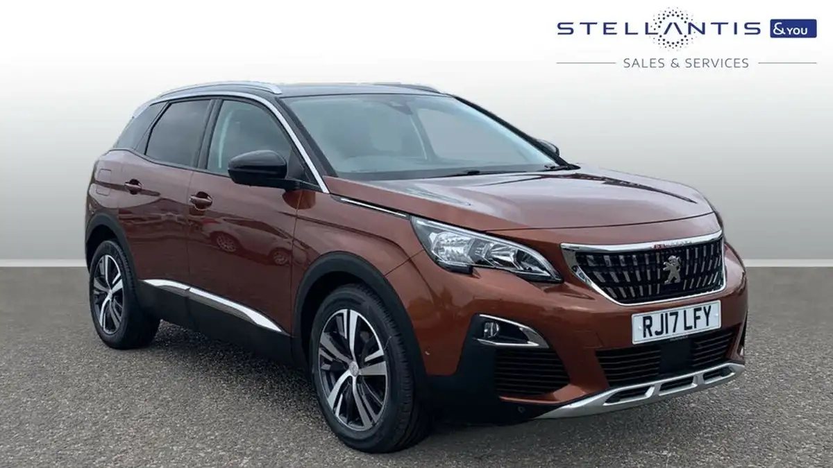2017-peugeot-3008-suv-12-puretech-allure-big-0