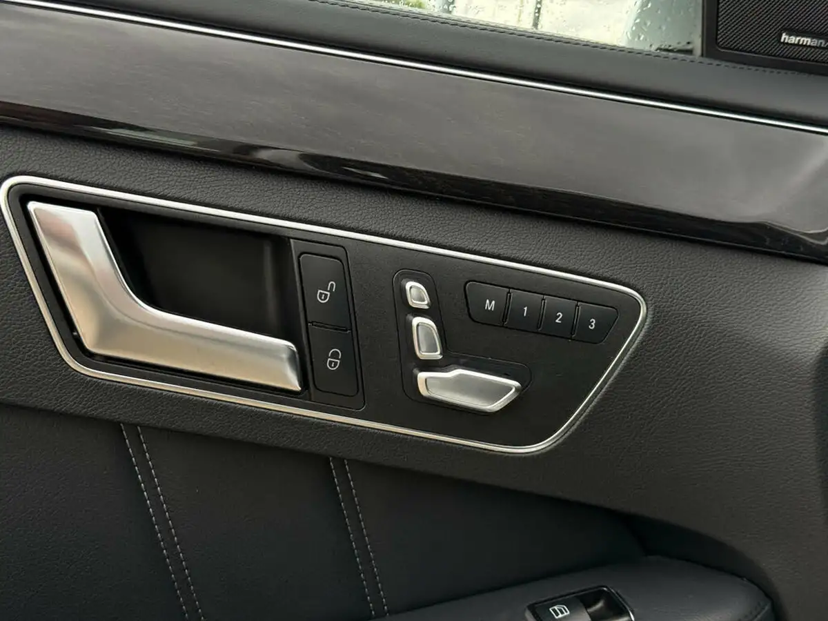 2014-mercedes-benz-e-class-21td-e300-se-premium-plus-saloon-4d-big-57
