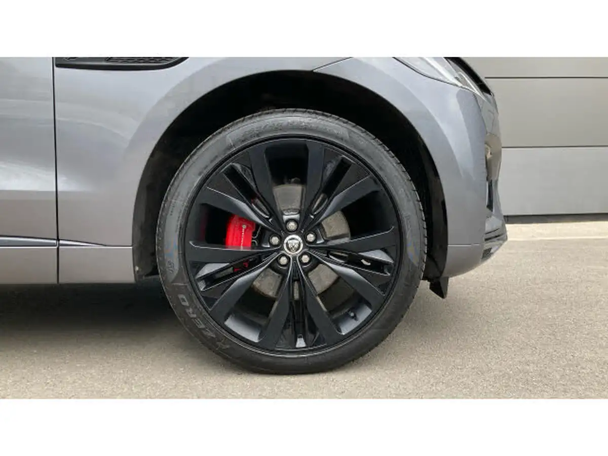 2024-jaguar-f-pace-20-d200-r-dynamic-hse-black-big-7