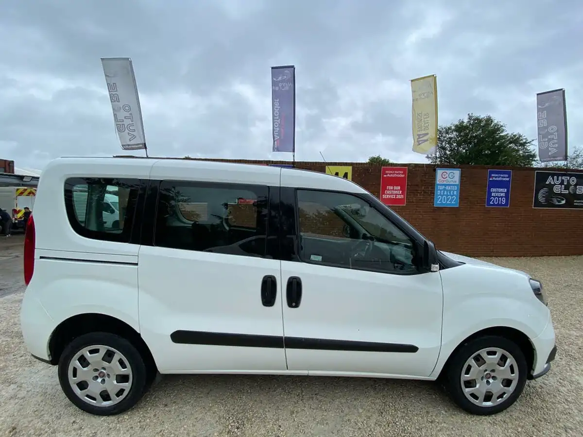 2020-fiat-doblo-cargo-13td-l1h1-tecnico-passenger-big-5
