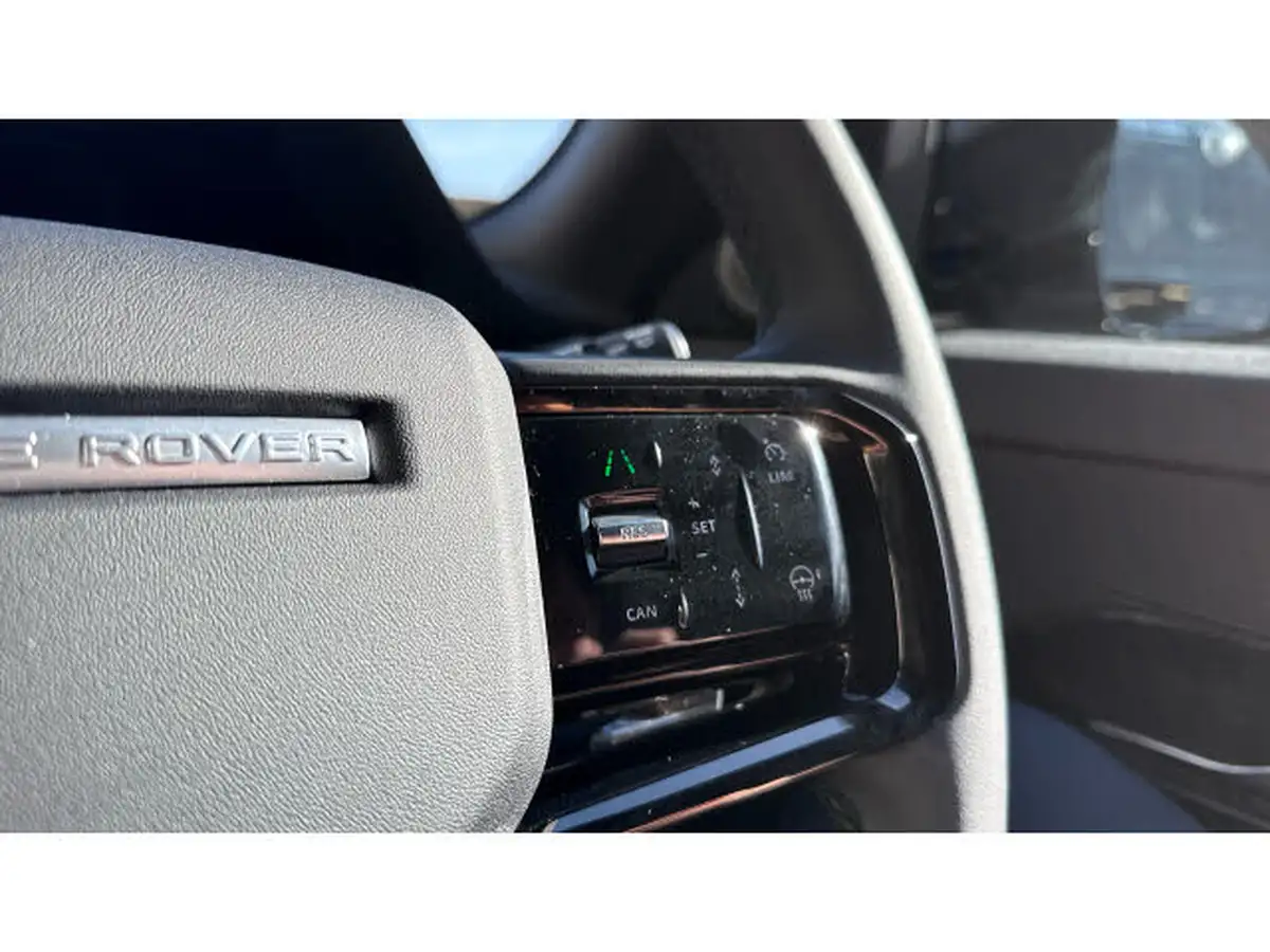2024-land-rover-range-rover-evoque-15-p300e-s-big-33