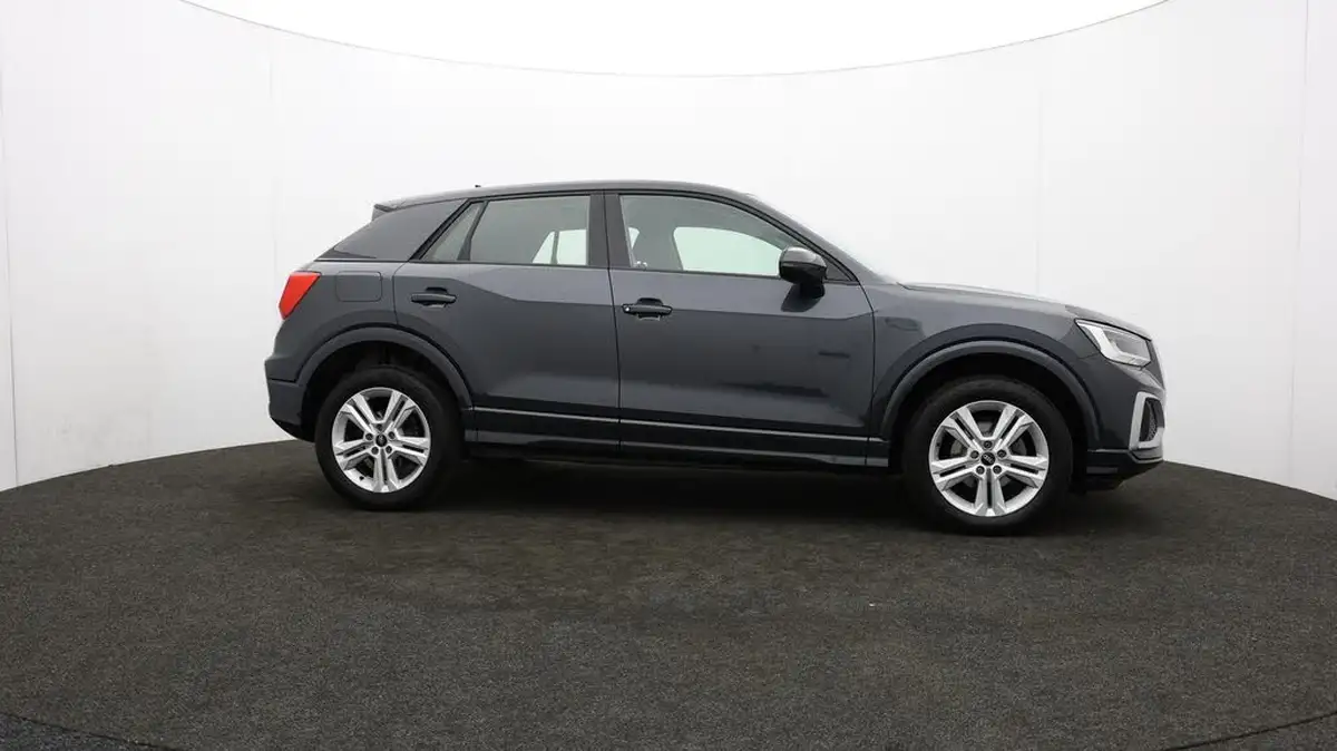 2021-audi-q2-15-35-tfsi-sport-big-43