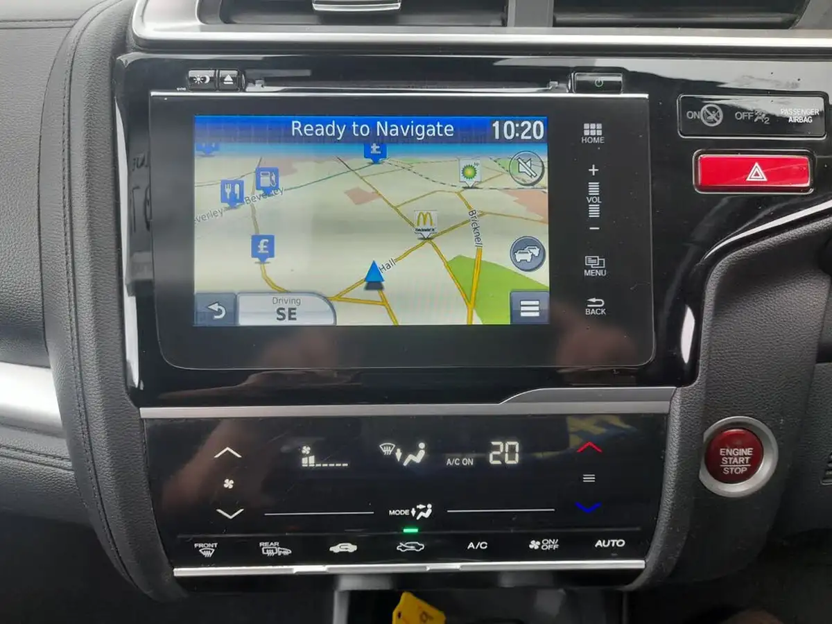 2018-honda-jazz-13-i-vtec-ex-navi-big-13