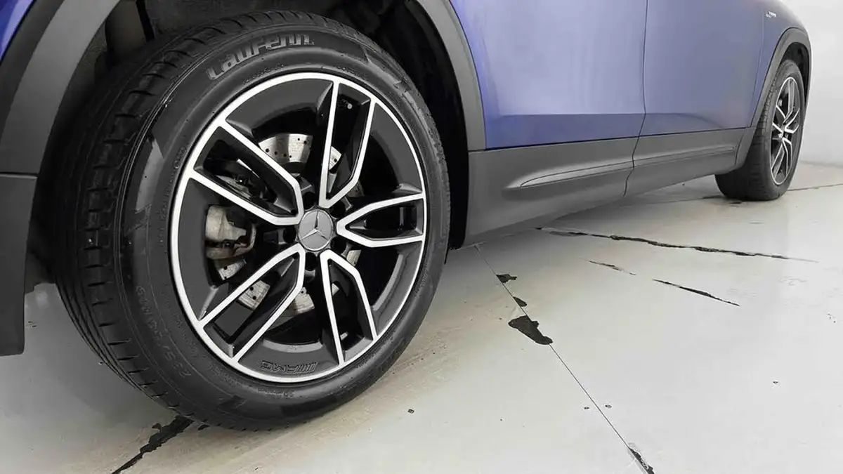 2020-mercedes-benz-glb-class-20-glb35-amg-premium-plus-big-29
