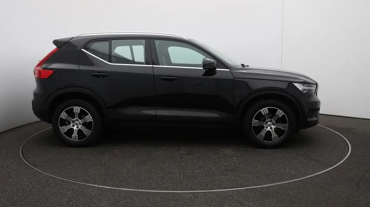 2022-volvo-xc40-15-t3-inscription-big-39