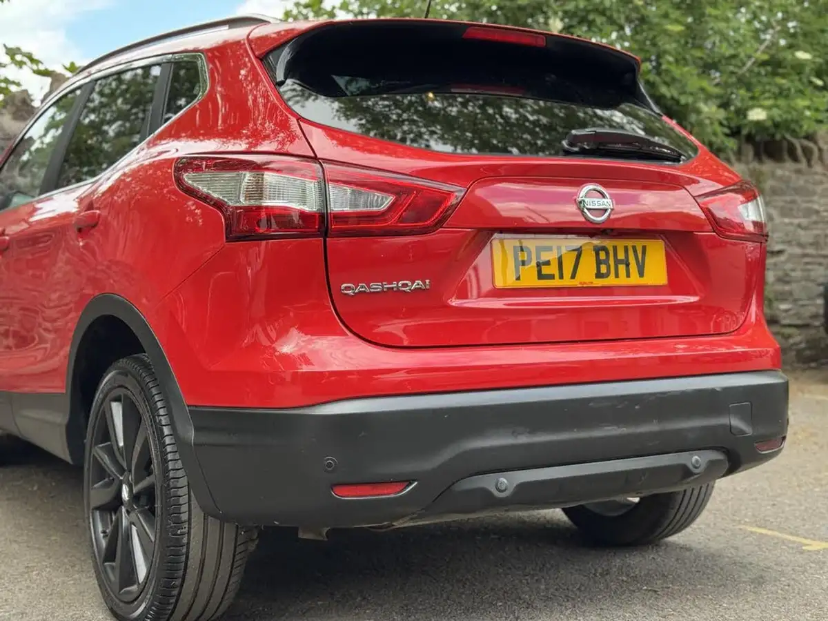 2017-nissan-qashqai-15dci-tekna-big-13