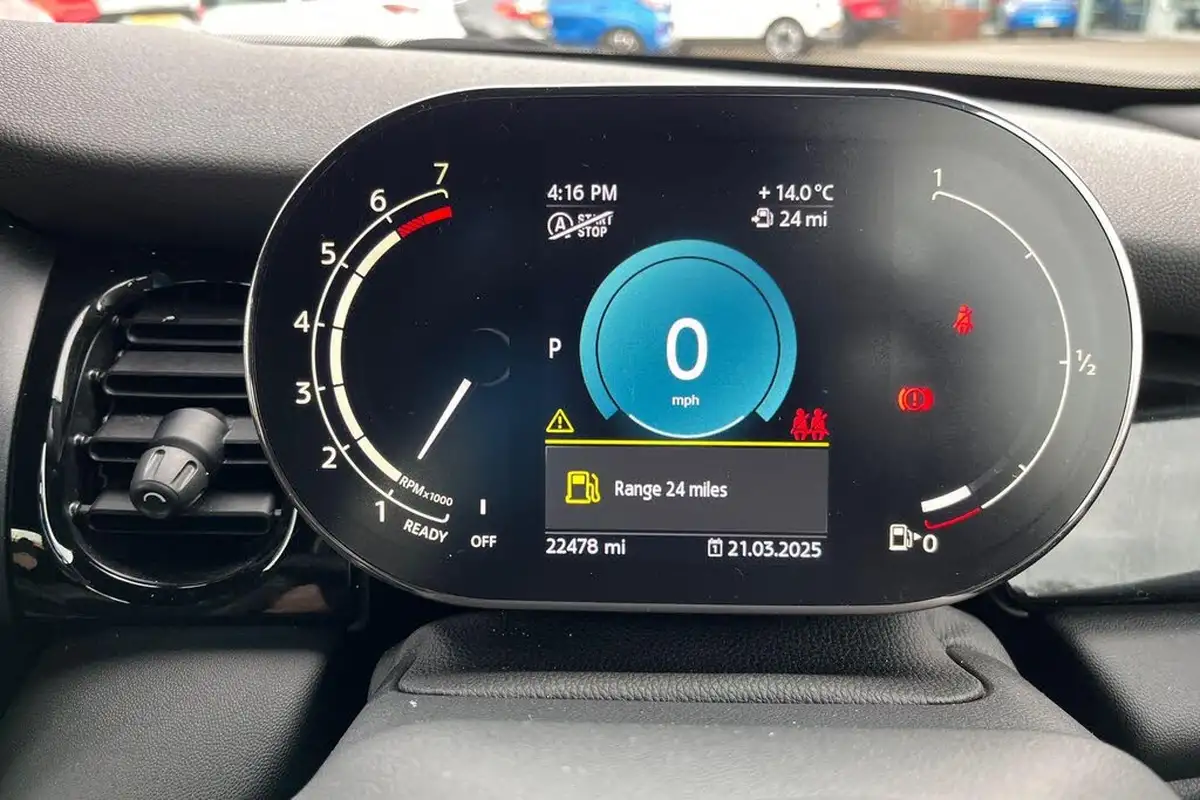 2021-mini-cooper-15-cooper-sport-hatchback-3d-auto-big-19