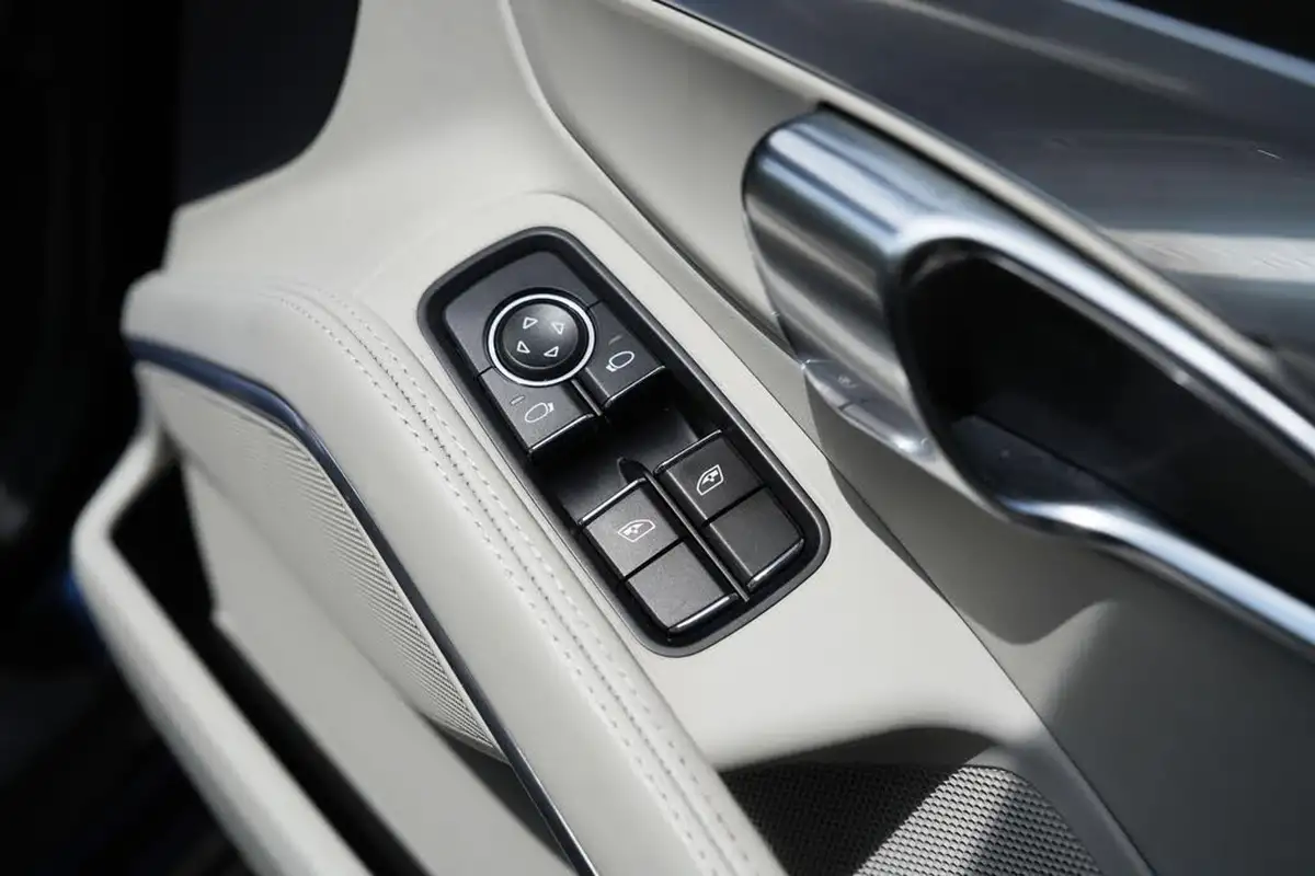 2016-porsche-boxster-718-20-boxster-pdk-big-23
