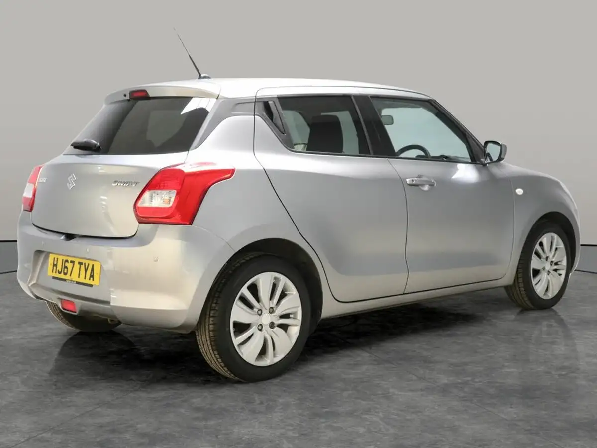 2017-suzuki-swift-10-boosterjet-sz-t-big-12