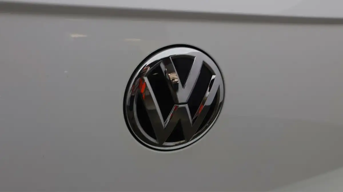 2020-volkswagen-polo-10-match-big-21