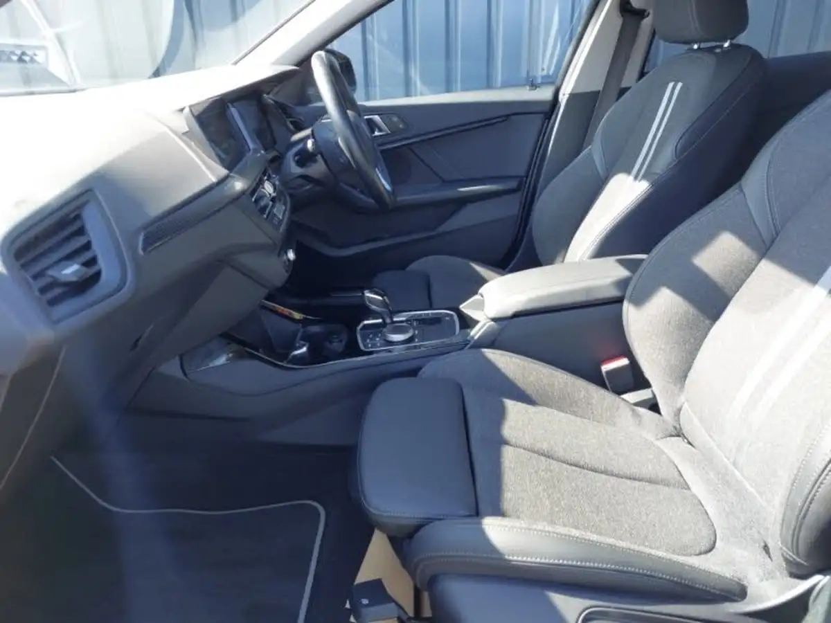 2024-bmw-1-series-15-118i-sport-dct-big-4