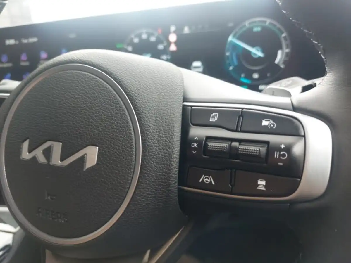 2024-kia-sportage-16-t-gdi-3-207bhp-hev-auto-big-15