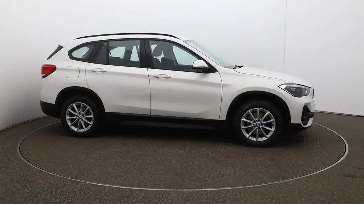 2020-bmw-x1-15-sdrive18i-se-big-39
