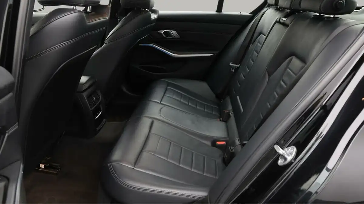 2019-bmw-3-series-20-330e-m-sport-plus-pack-big-16