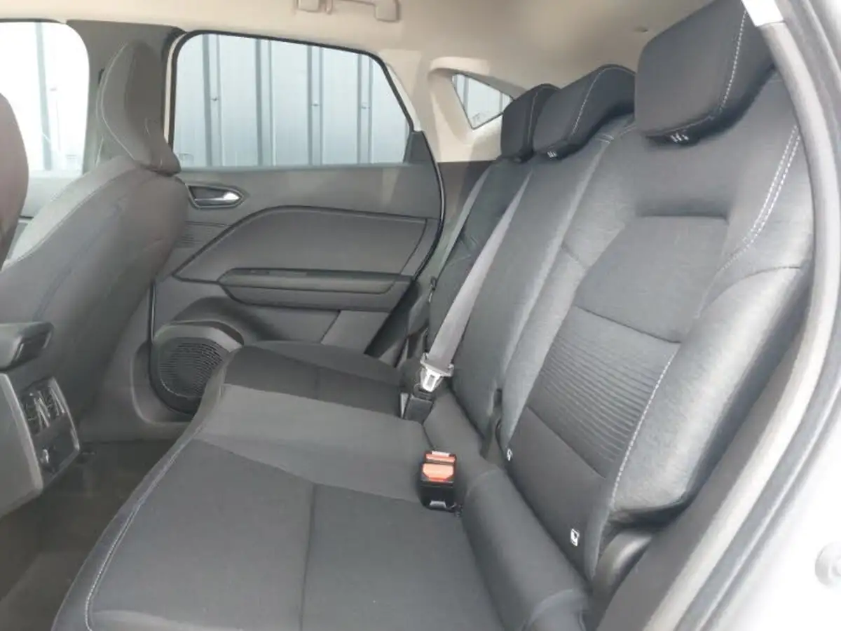 2021-renault-captur-13-tce-iconic-140ps-big-5
