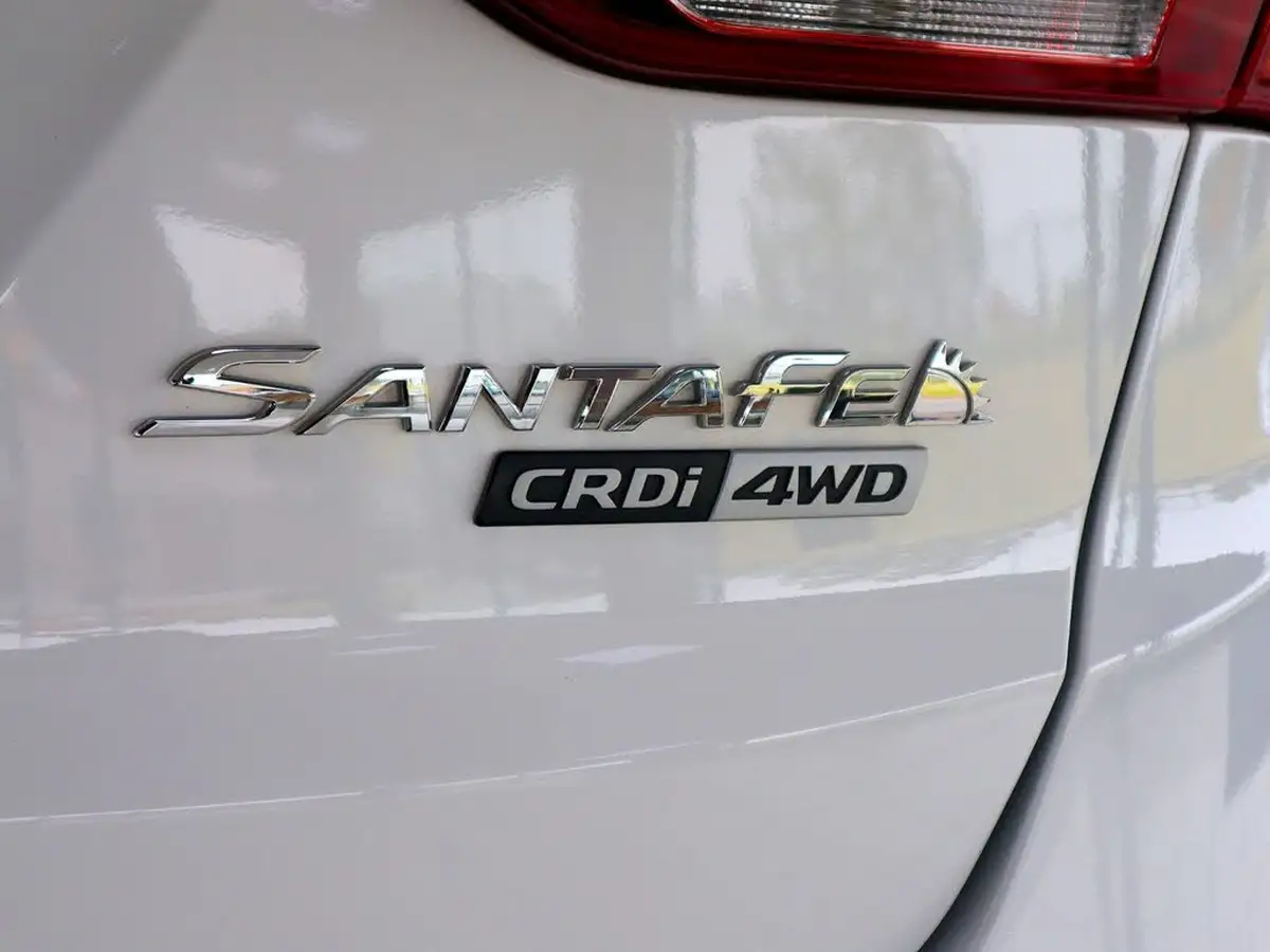 2017-hyundai-santa-fe-22-crdi-endurance-edition-big-14