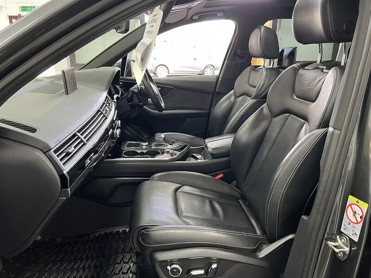 2018-audi-q7-30tdi-quattro-black-edition-big-24