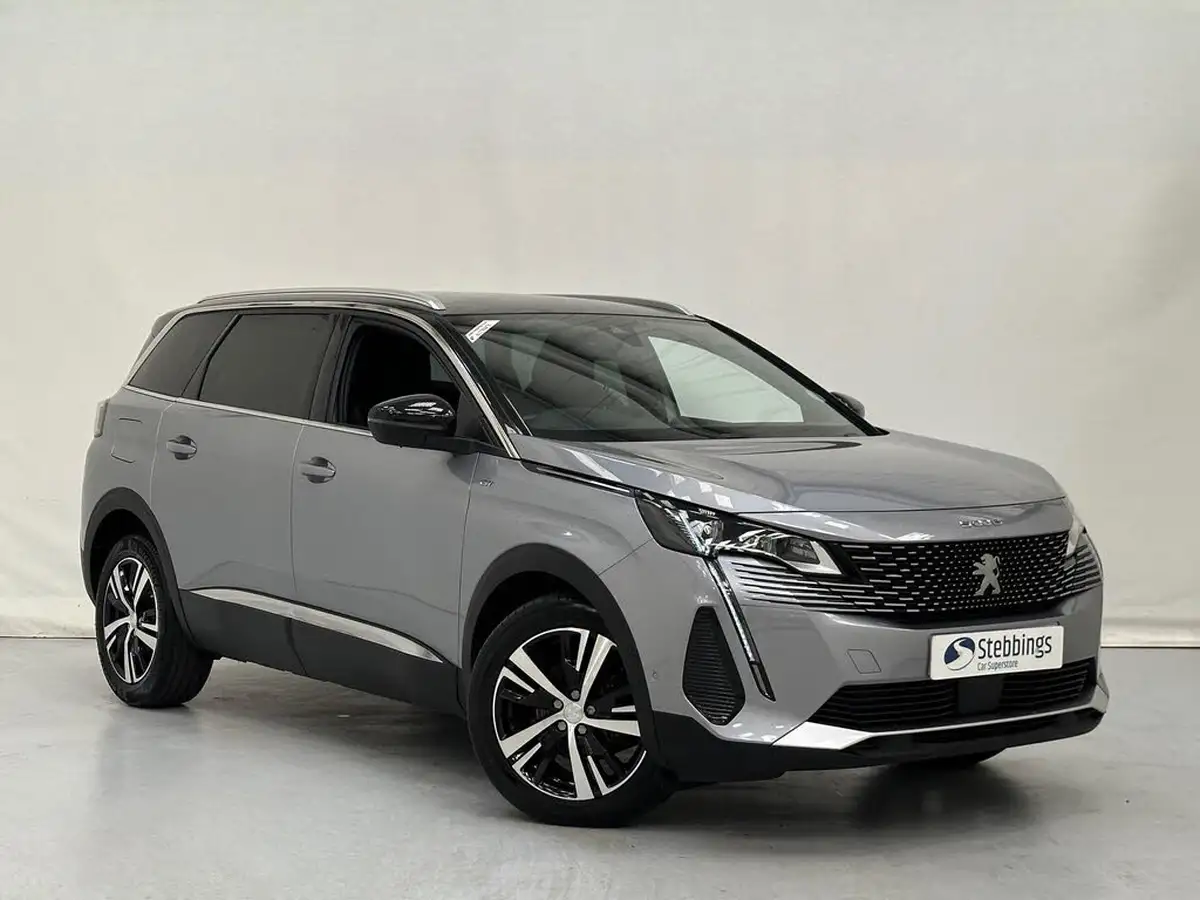 2022-peugeot-5008-suv-12-puretech-gt-eat8-big-0