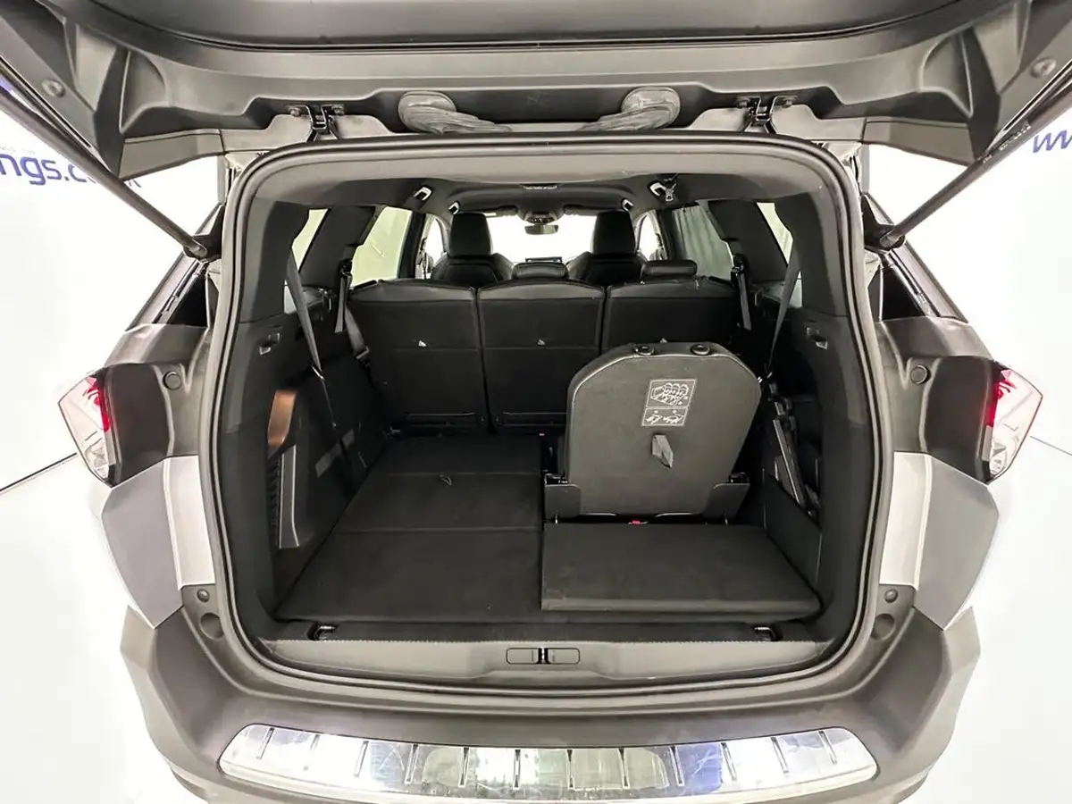 2022-peugeot-5008-suv-12-puretech-gt-eat8-big-24