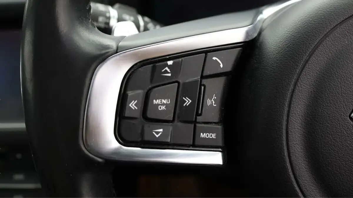 2019-jaguar-xf-30td-sportbrake-5d-big-23