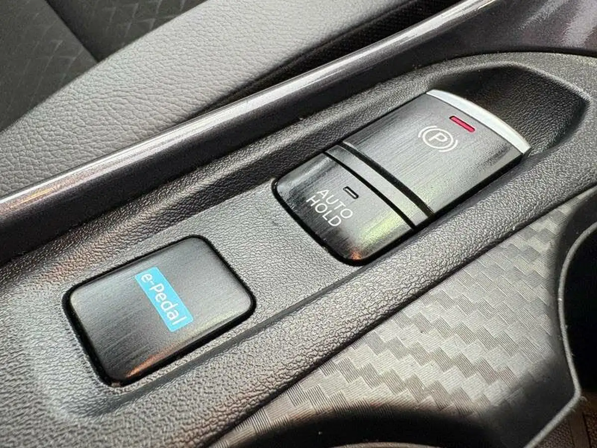 2023-nissan-juke-16-hybrid-n-connecta-big-17