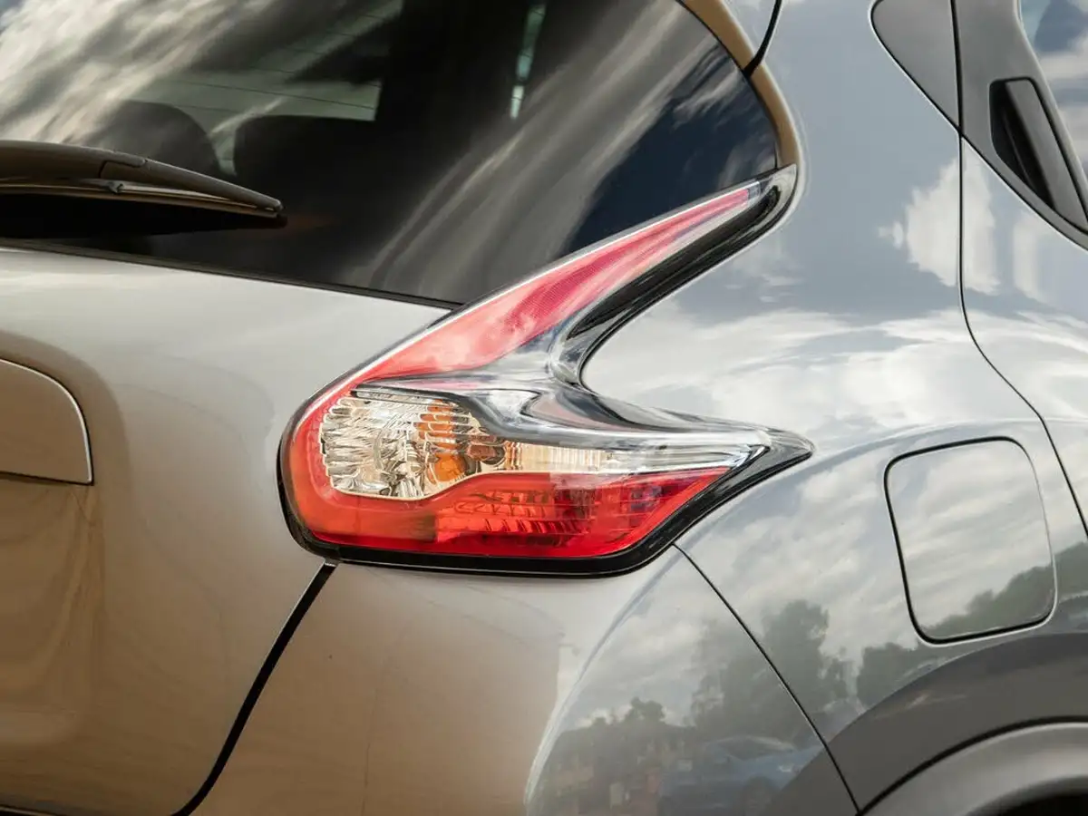 2018-nissan-juke-12-dig-t-bose-personal-edition-big-8