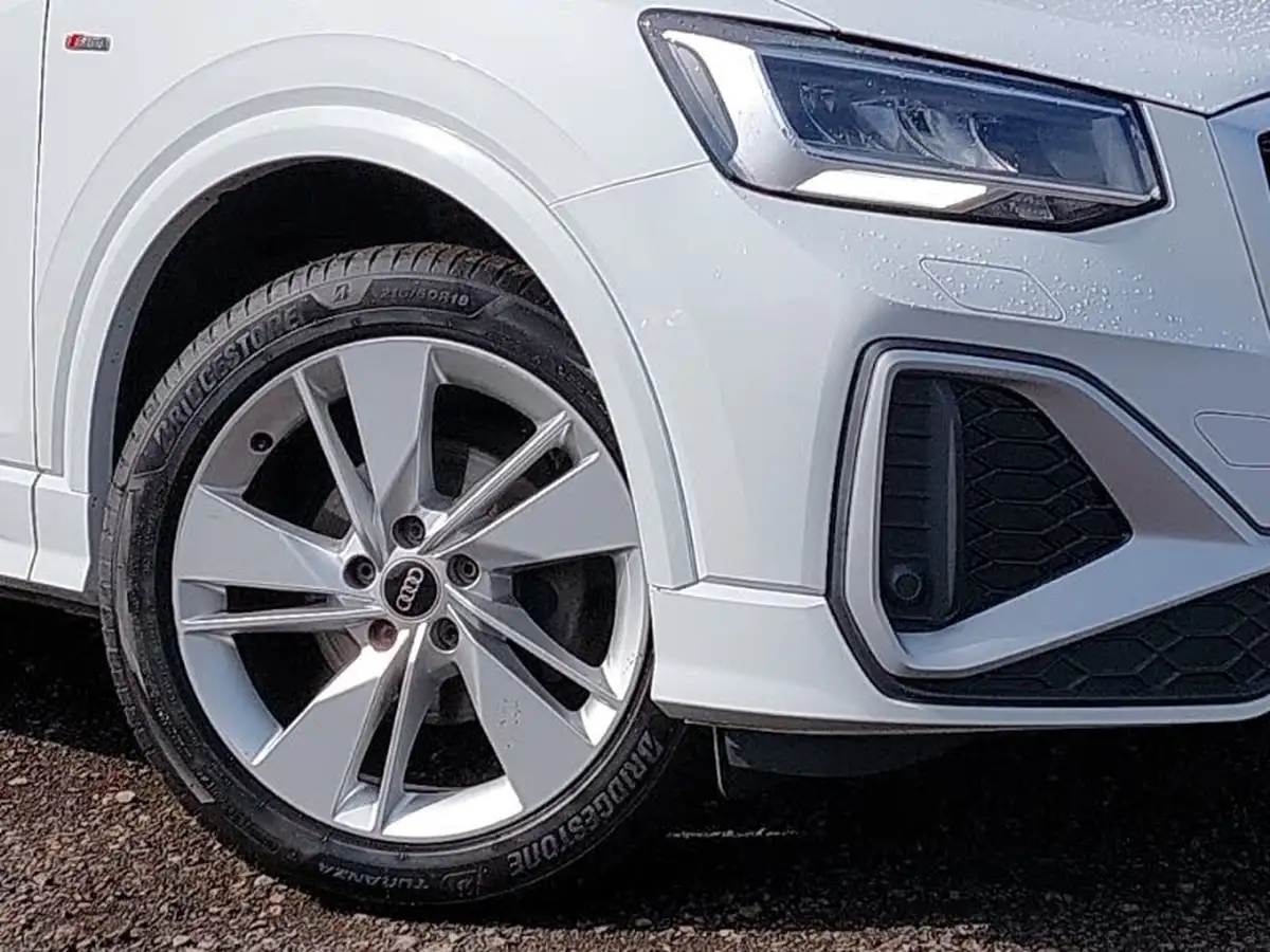 2022-audi-q2-10-30-tfsi-s-line-big-8