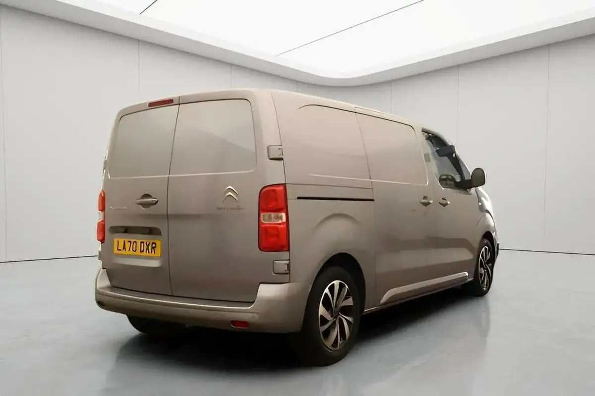 2020-citroen-dispatch-15bluehdi-enterprise-xl-1000-100pseu6d-big-1