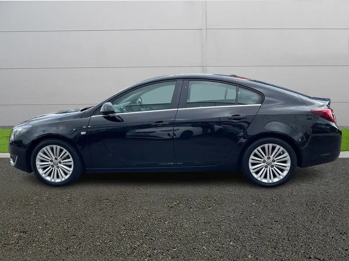 2017-vauxhall-insignia-16cdti-design-nav-ecoflex-ss-big-3