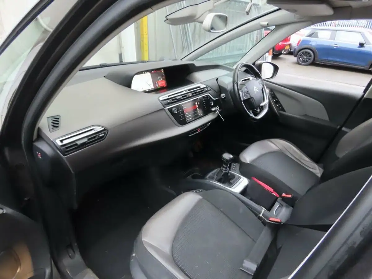 2018-citroen-grand-c4-spacetourer-15bluehdi-flair-big-3
