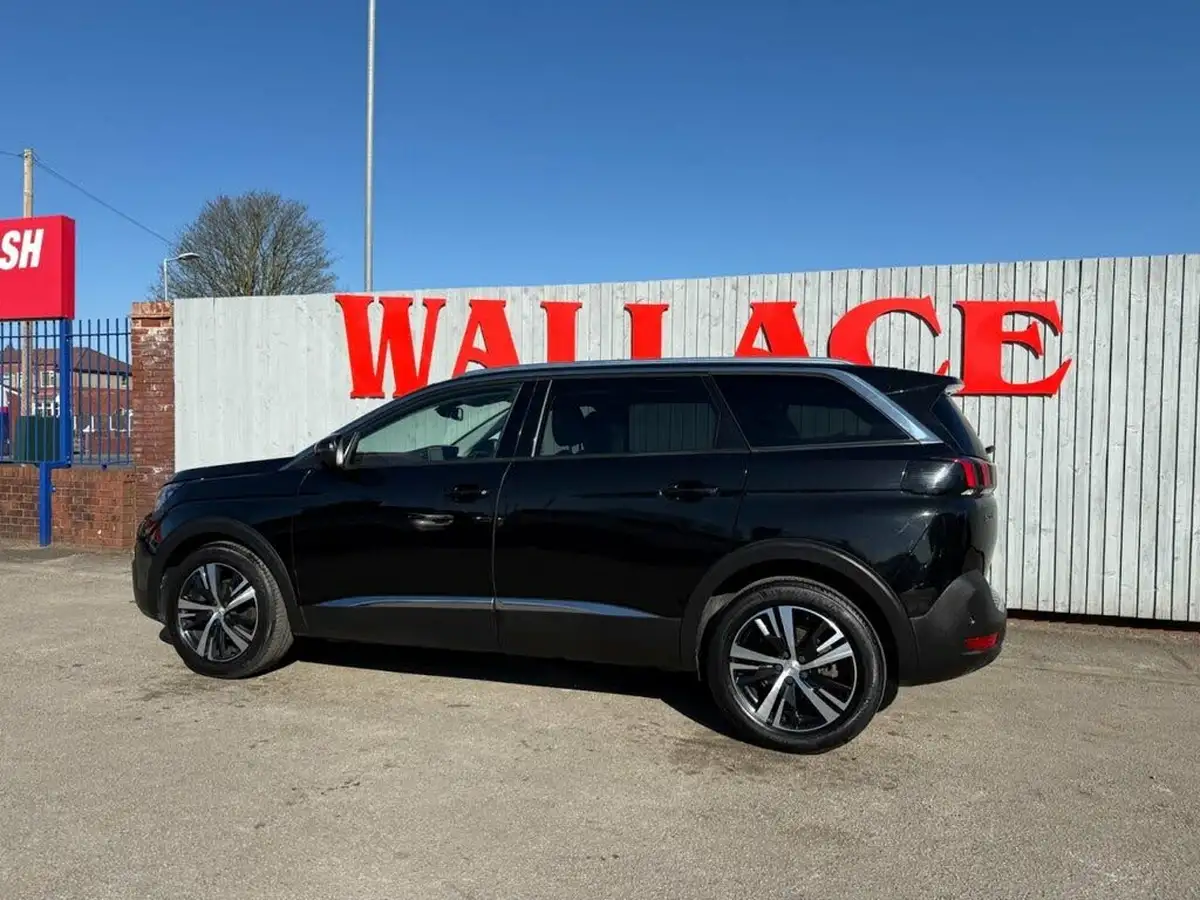 2020-peugeot-5008-suv-12-puretech-allure-big-46