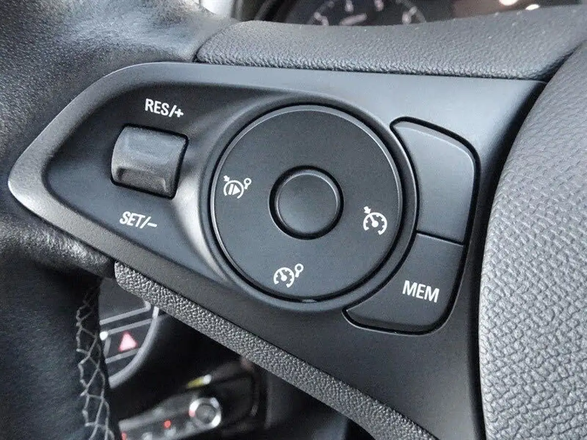 2020-vauxhall-corsa-12i-se-big-27