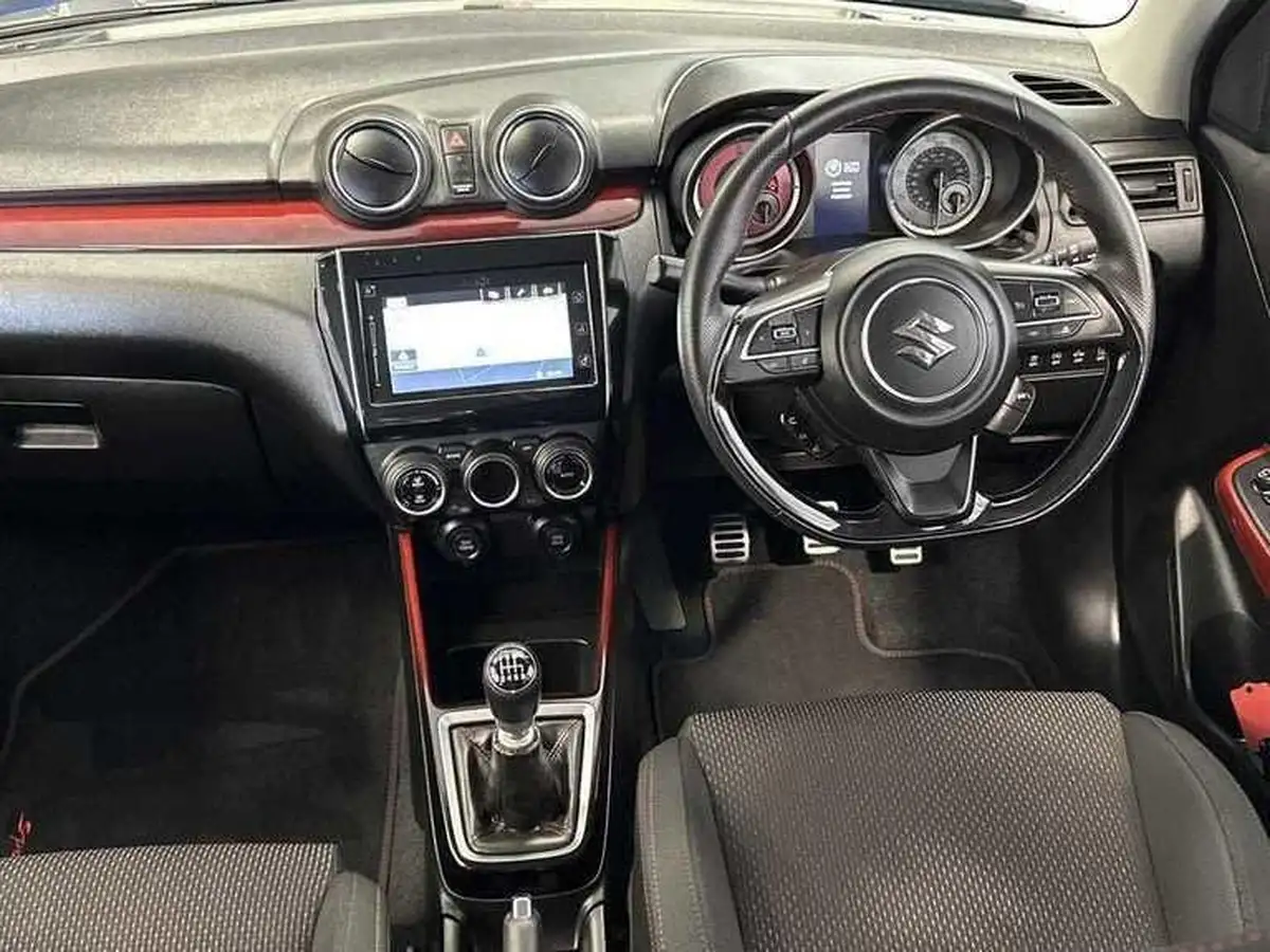 2018-suzuki-swift-14-boosterjet-sport-big-29
