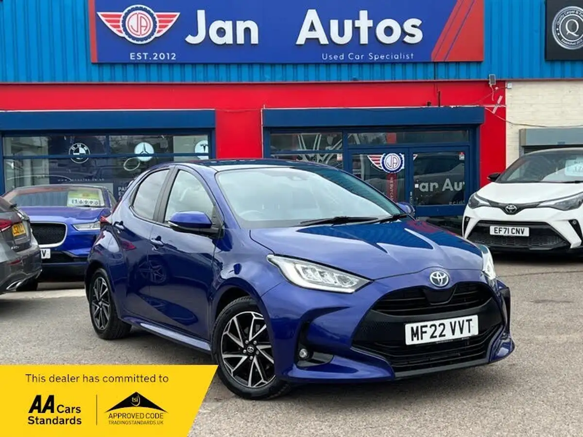 2022-toyota-yaris-15-vvt-i-design-big-0