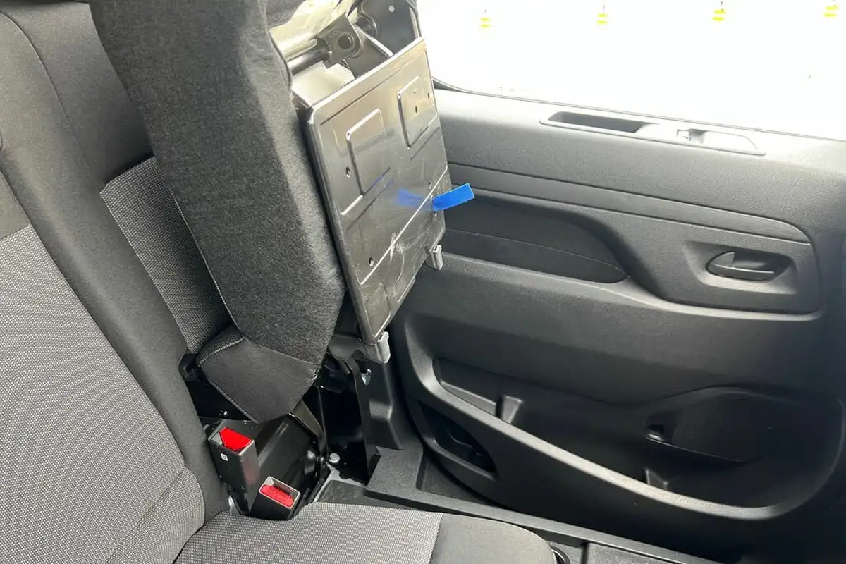 2024-vauxhall-vivaro-20td-xl-pro-big-28
