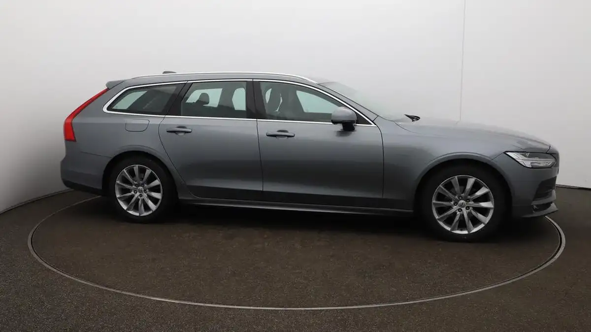 2019-volvo-v90-20-t4-momentum-plus-big-46