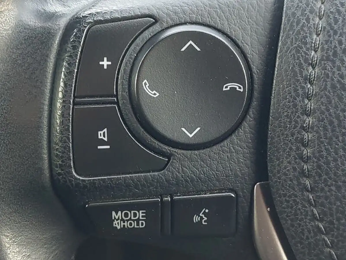 2017-toyota-rav4-25-vvt-i-icon-big-15