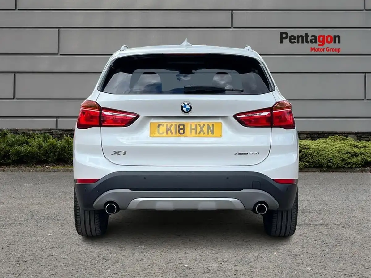 2018-bmw-x1-20-xdrive20i-xline-big-14