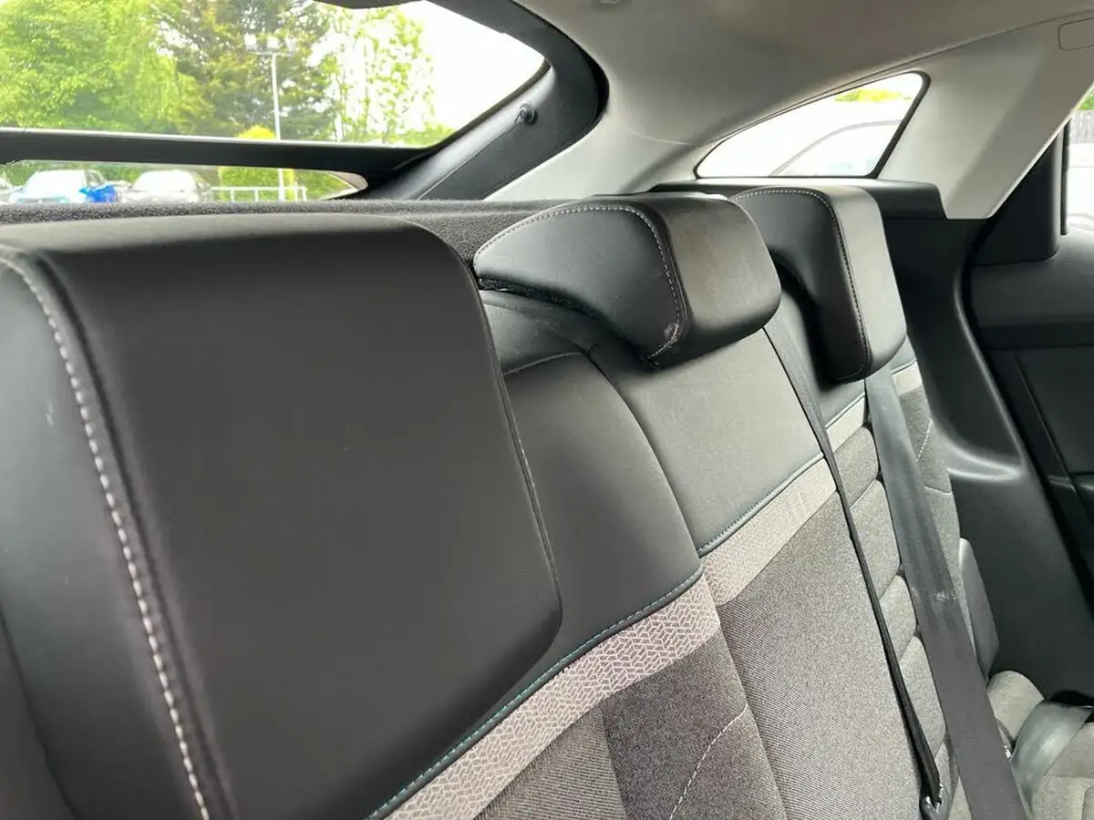 2021-citroen-c4-12-puretech-sense-plus-eat8-big-30