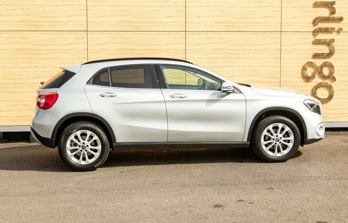 2018-mercedes-benz-gla-class-16-gla-200-se-156ps-executive-7g-dct-big-11